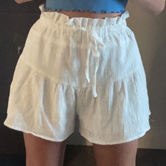 White flow-y shorts from ASOS. Size small. - Picture 4 of 4